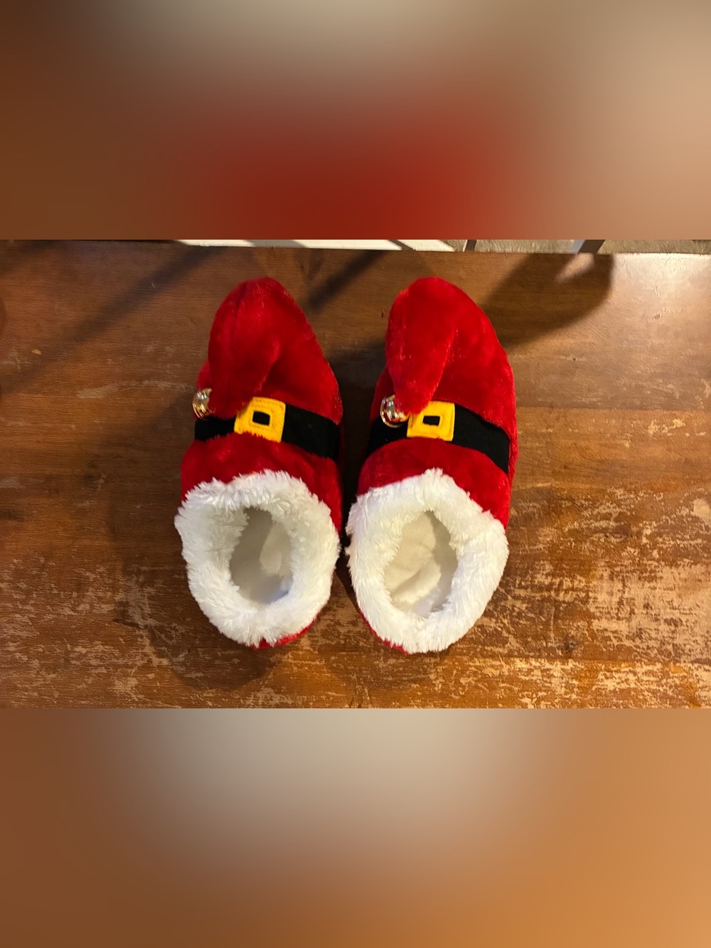 Women’s Red Santa Plush Elf Slippers. $5